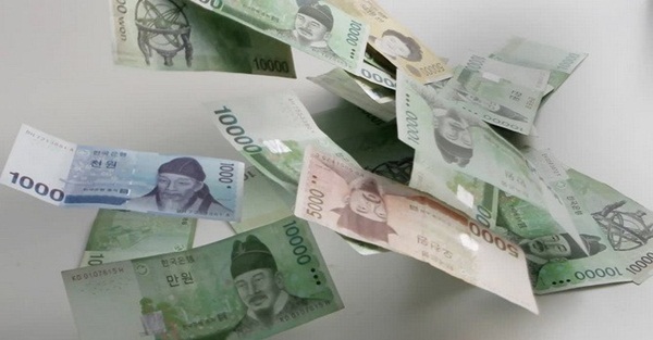 Thời gian tiền về Việt Nam không xác định