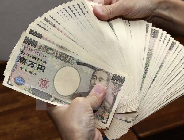Cách chuyển tiền sang Nhật bằng cách tự mang tiền qua Nhật