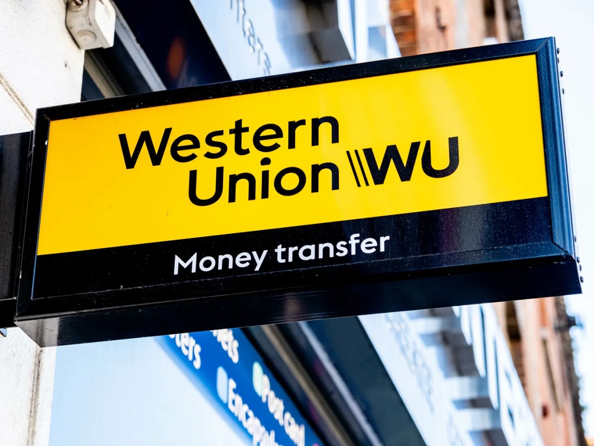 Chuyển tiền quốc tế qua Western Union phổ biến nhưng chi phí cao