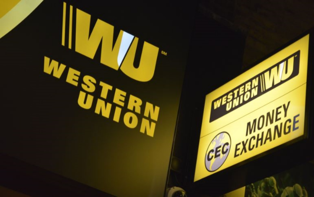 Western union chuyển tiền nhanh chóng, nhưng chi phí khá cao